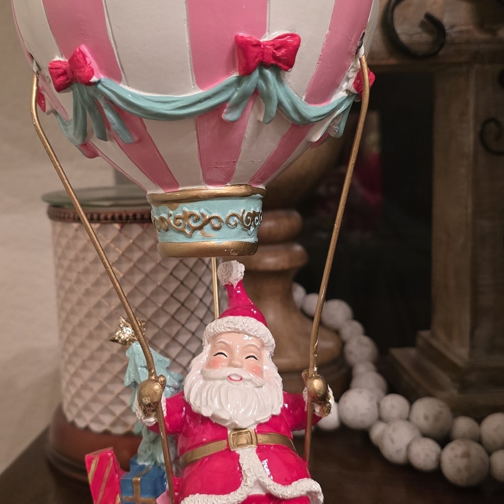 Santa Hot Air Balloon Figurine - Picture 7 of 7